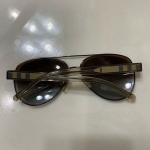 Burberry sunglasses 🔥